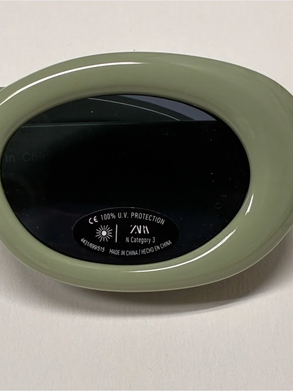 NWOT. Zara Olive Green Oval Resin Frame Sunglasses.